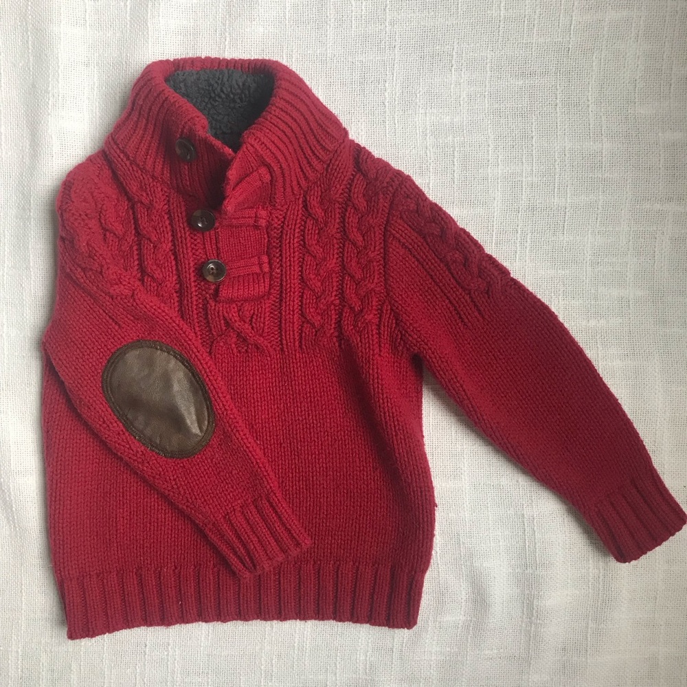 Red gap sweater